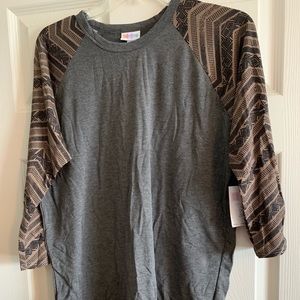 LulaRoe Randy tee large